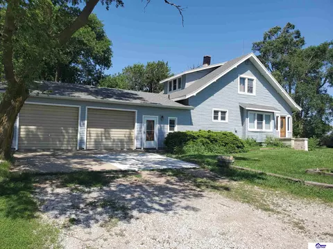 2206 E 18 Rd, Hampton, NE 68843