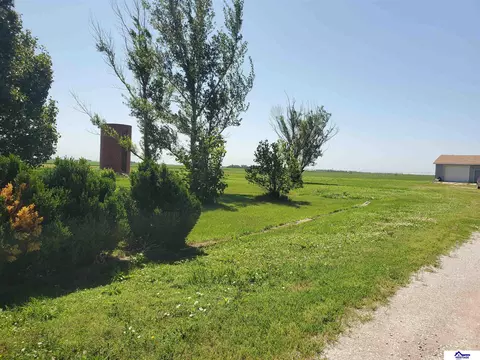 2206 E 18 Rd, Hampton, NE 68843 photo 6