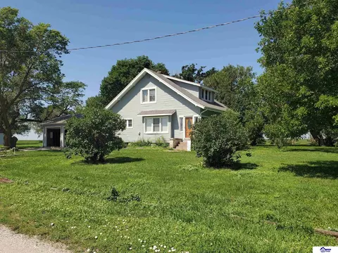 2206 E 18 Rd, Hampton, NE 68843 photo 2