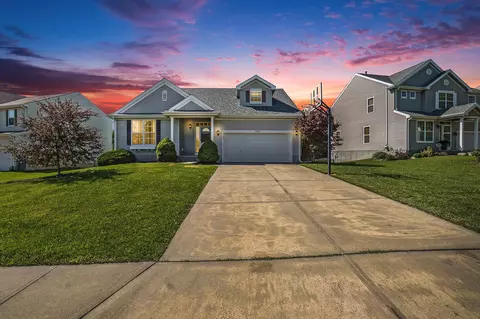 1110 Hardwood Dr, Papillion, NE 68046