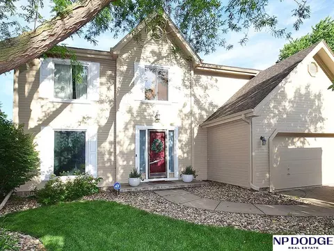 724 N 155 Ave, Omaha, NE 68154