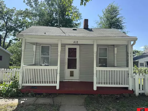 412 N Osborn Ave, Oakland, NE 68038