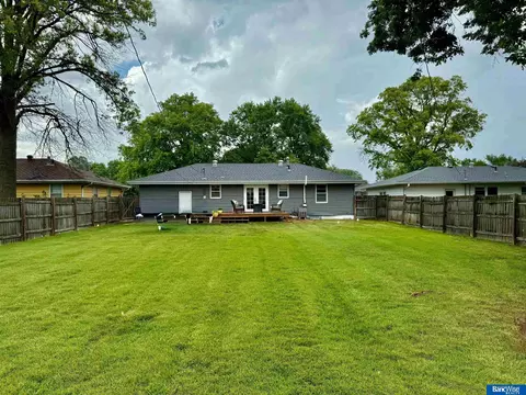 1817 High St, Beatrice, NE 68310 photo 3