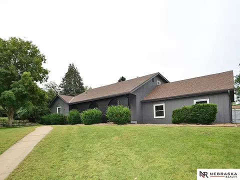 1509 Brenda Dr, Bellevue, NE 68005