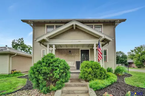 2250 S 48th St, Lincoln, NE 68506