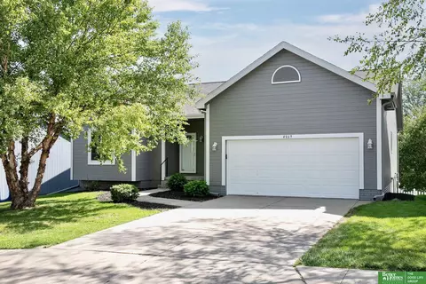 4869 S 187 Ave, Omaha, NE 68135