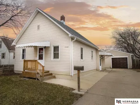 1548 E 5 St, Fremont, NE 68025