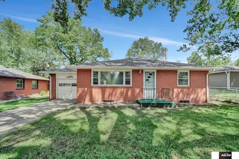 710 S 55th St, Lincoln, NE 68510
