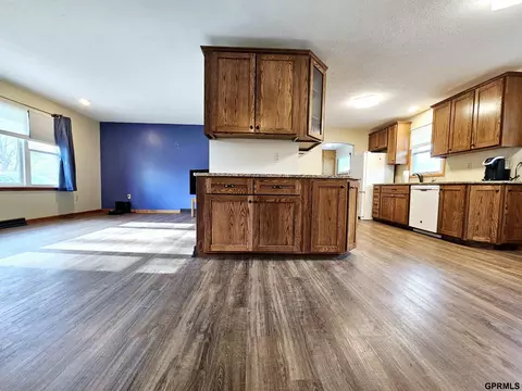 534 N 3rd St, Hampton, NE 68843 photo 3