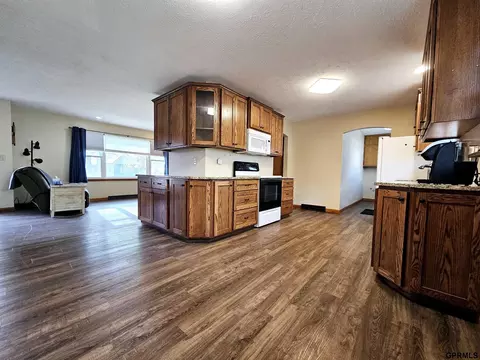 534 N 3rd St, Hampton, NE 68843 photo 5