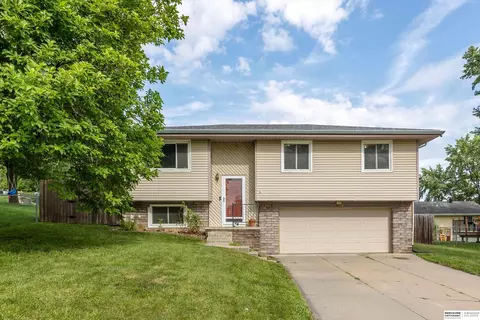 13308 S 20th Ave, Bellevue, NE 68123