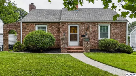 1908 S 62nd St, Omaha, NE 68106
