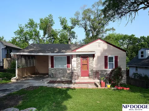 4106 N 61 St, Omaha, NE 68104
