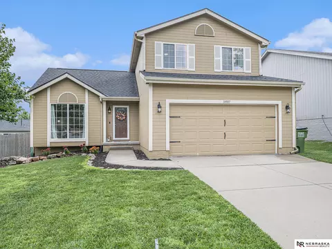 14907 Bauman Ave, Omaha, NE 68116