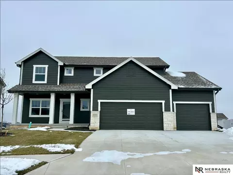 11711 S 123rd Ave, Papillion, NE 68046