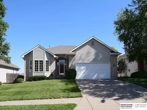 15110 Spaulding St, Omaha, NE 68116