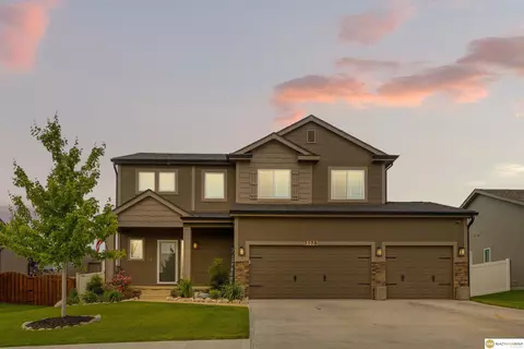 7176 N 166 St, Bennington, NE 68007