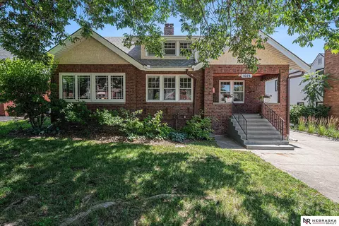 3273 Vinton St, Omaha, NE 68105
