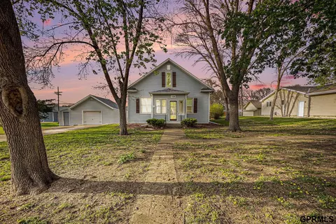 154 W 3 St, Wahoo, NE 68066