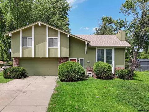 12930 Laurel Ave, Omaha, NE 68164