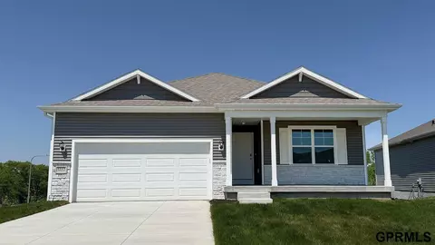 12610 S 205th St, Gretna, NE 68028