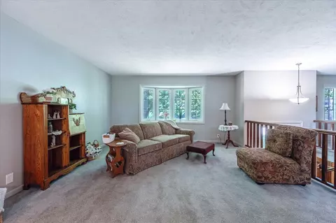 Living - 401 Maple Dr, Treynor, IA 51575 photo 2 of 3