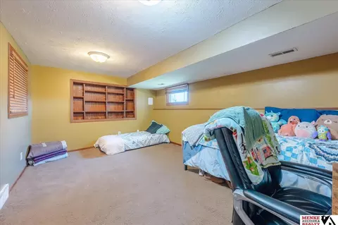 Bedroom - 401 Maple Dr, Treynor, IA 51575 photo 4 of 6