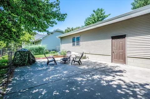 Exterior - 401 Maple Dr, Treynor, IA 51575 photo 4 of 5