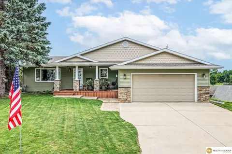12 Parkview Cir, Dunlap, IA 51529