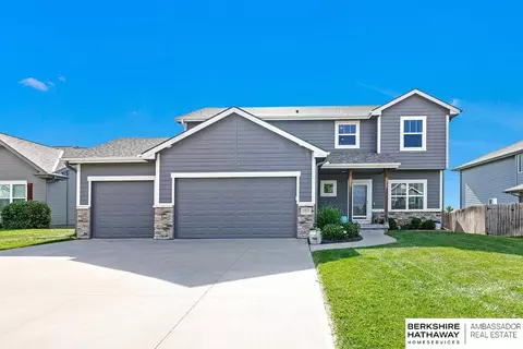 13510 S 46 St, Papillion, NE 68133