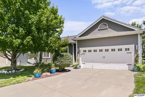 4764 N 149th Cir, Omaha, NE 68116