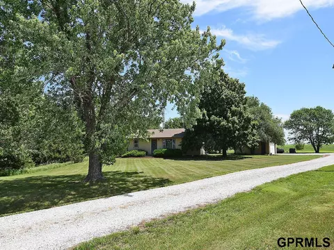 850 Co Road 350, Beaver Crossing, NE 68313