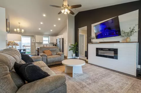 4210 W Hancock Ct, Lincoln, NE 68528
