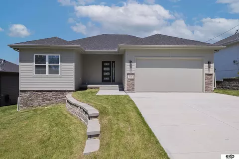 516 15th Ave, Plattsmouth, NE 68048
