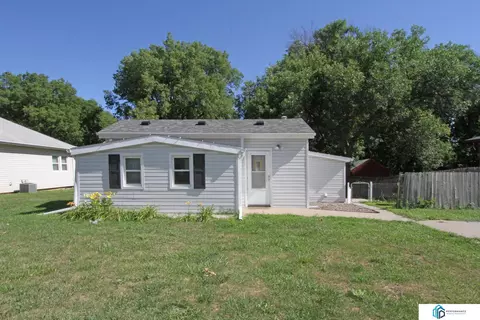 5100 J St, Lincoln, NE 68510
