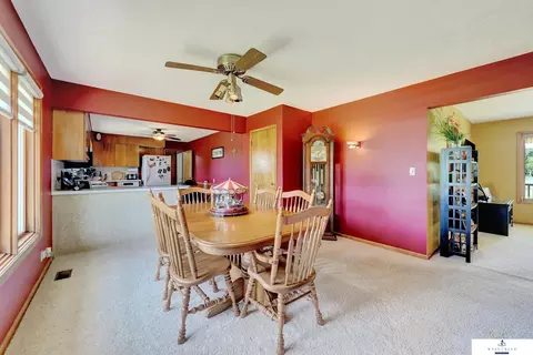 Dining - 2311 20 Rd, Gresham, NE 68367 photo 2 of 5