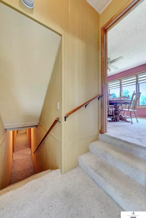Entry Way - 2311 20 Rd, Gresham, NE 68367 photo 4 of 5