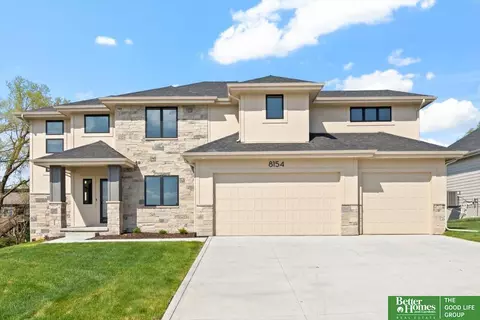 4509 S 203rd St, Omaha, NE 68135