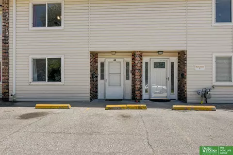 1120 Delmar St #4B, Papillion, NE 68046