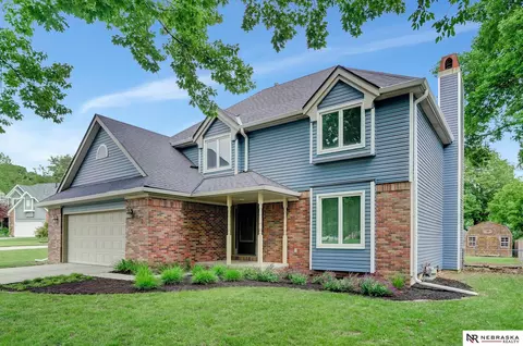 2610 Norman Cir, Lincoln, NE 68512