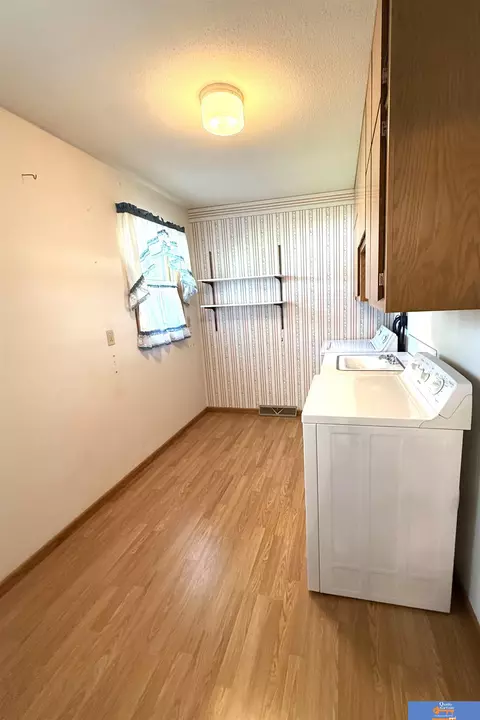 617 N 18th St, Beatrice, NE 68310 photo 16