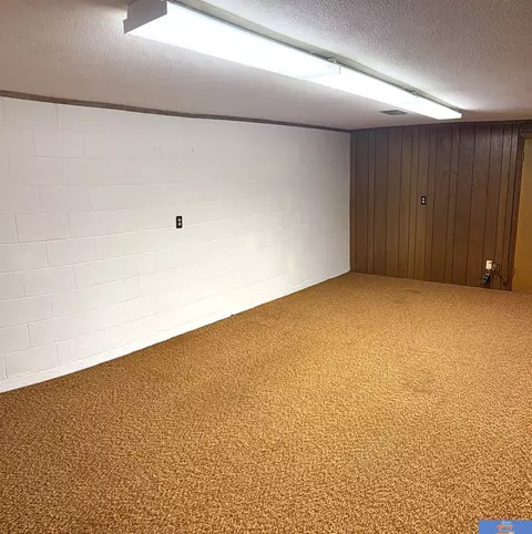 617 N 18th St, Beatrice, NE 68310 photo 23