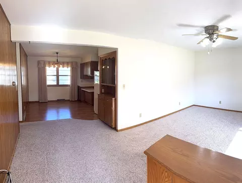 617 N 18th St, Beatrice, NE 68310 photo 9