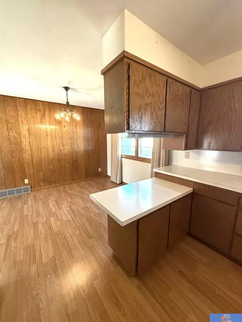 617 N 18th St, Beatrice, NE 68310 photo 15