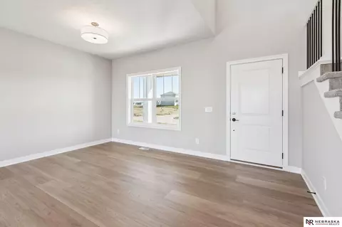 11212 N 172 St, Bennington, NE 68007 photo 3