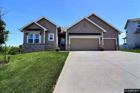 9719 S 183 Ave, Omaha, NE 68134