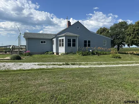 1328 County Road 1200 Rd, Western, NE 68464