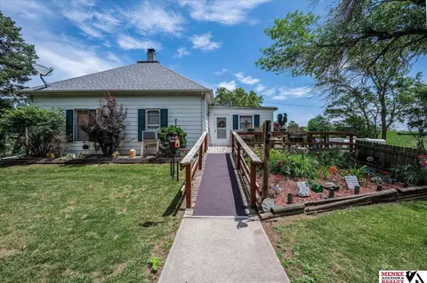 31265 Whippoorwill Rd, Neola, IA 51559