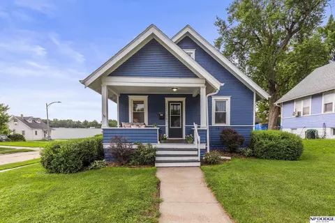 5403 Hickory St, Omaha, NE 68106