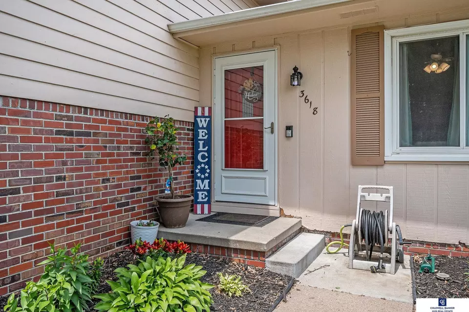 Exterior - 3618 Greene Ave, Bellevue, NE 68147 photo 2 of 6